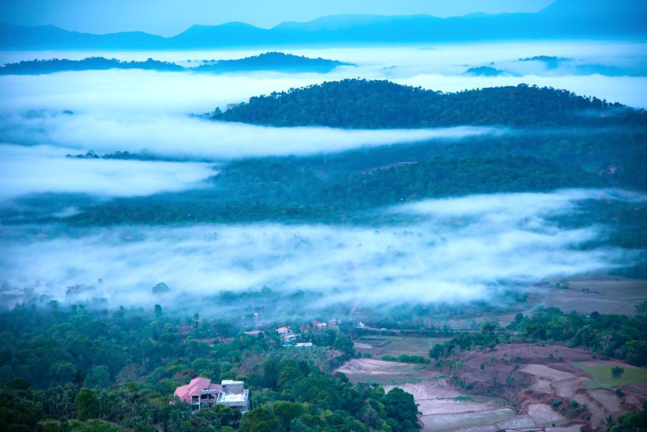 Hotel Shawrya The Grand Madikeri Luaran gambar
