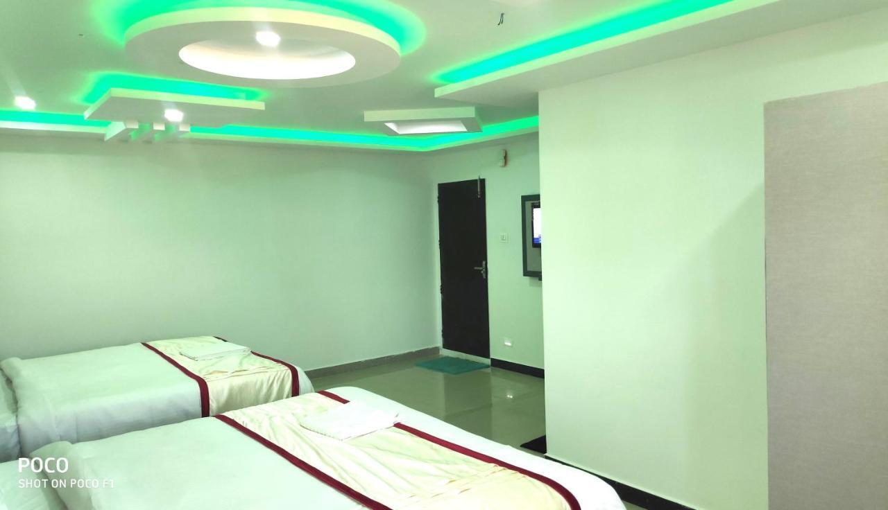 Hotel Shawrya The Grand Madikeri Luaran gambar